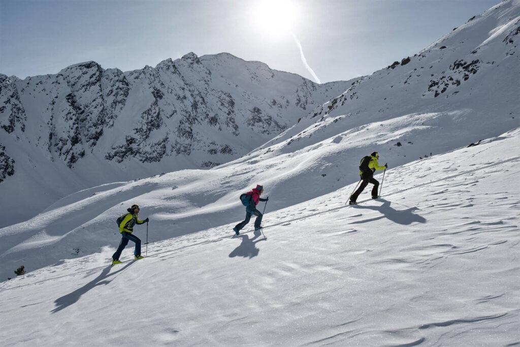 Intro to Backcountry Splitboarding and Skiing