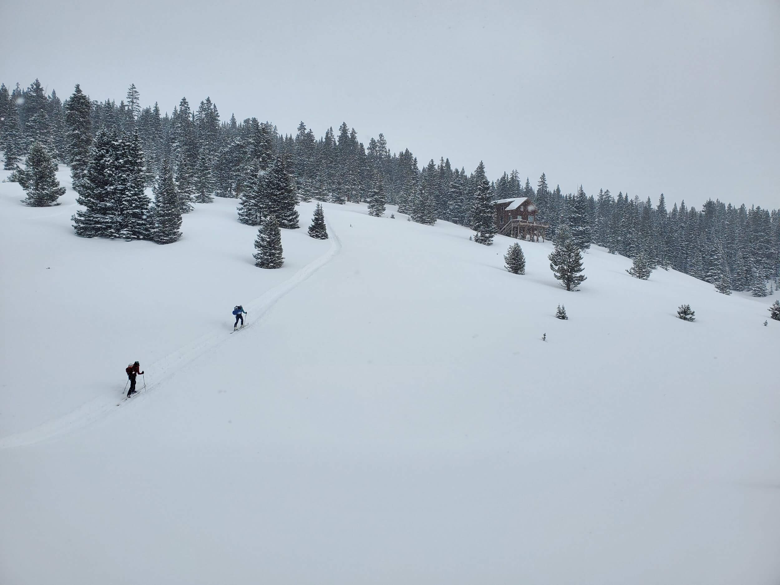 avalanche courses and education in colorado