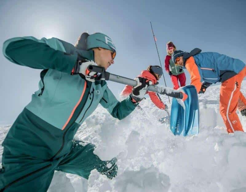 avalanche small team rescue course